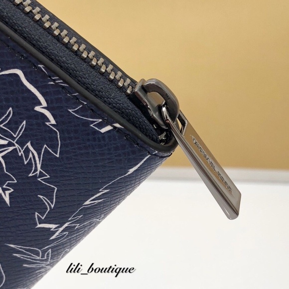 NWT Michael Kors Mens Grant Tech Zip Around Wallet Leather Palm Tree Navy $198 - Picture 3 of 11